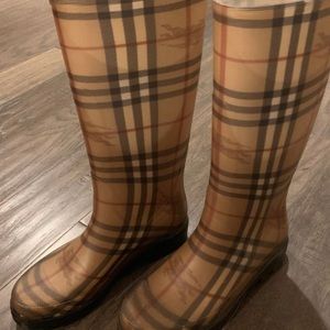 Burberry Rainboots